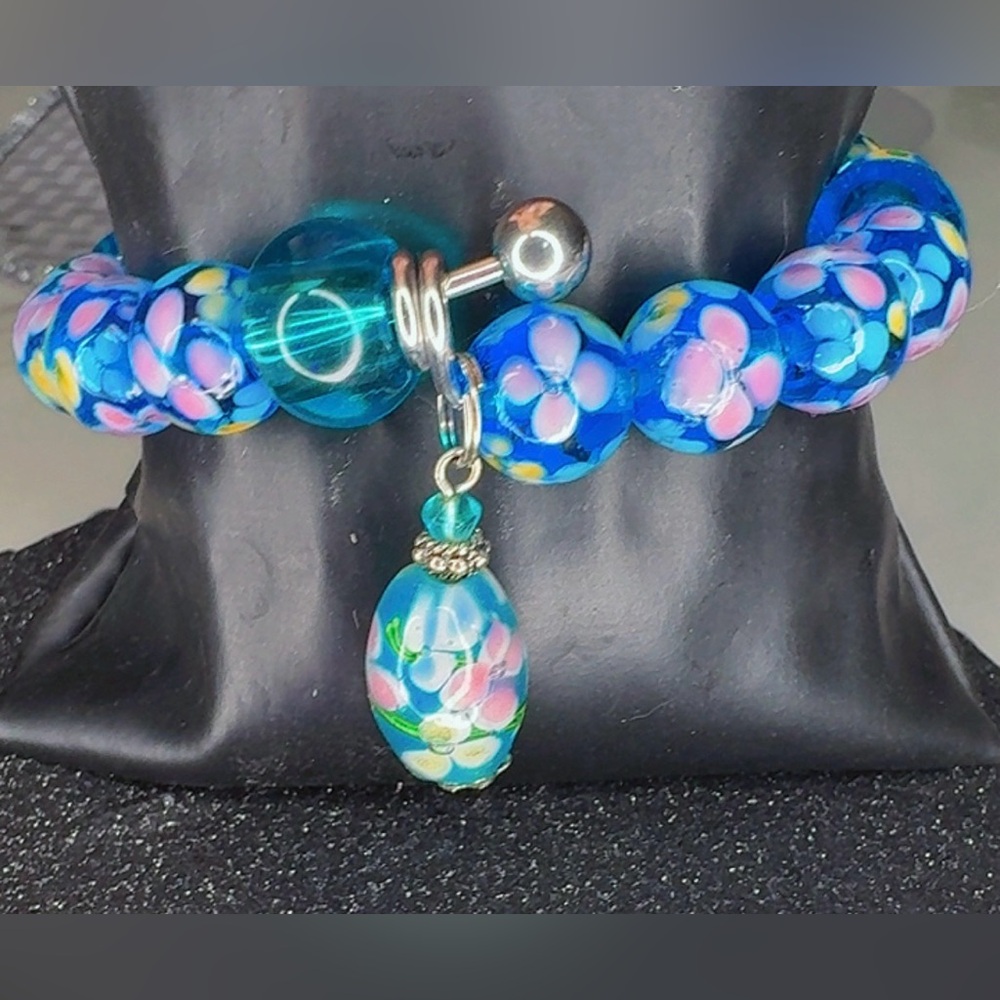 Bangle bracelet/Blue Floral Charm Bracelet